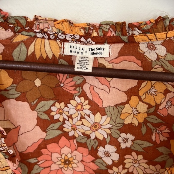 Billabong x Salty Blonde - Picture 2 of 3